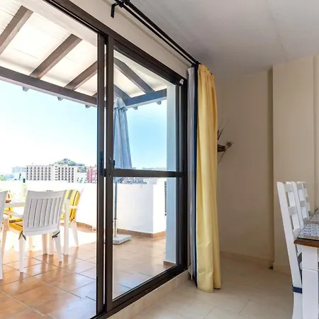 Wonderful 3 Bedroom With Two Spacious Terraces بينالماذينا